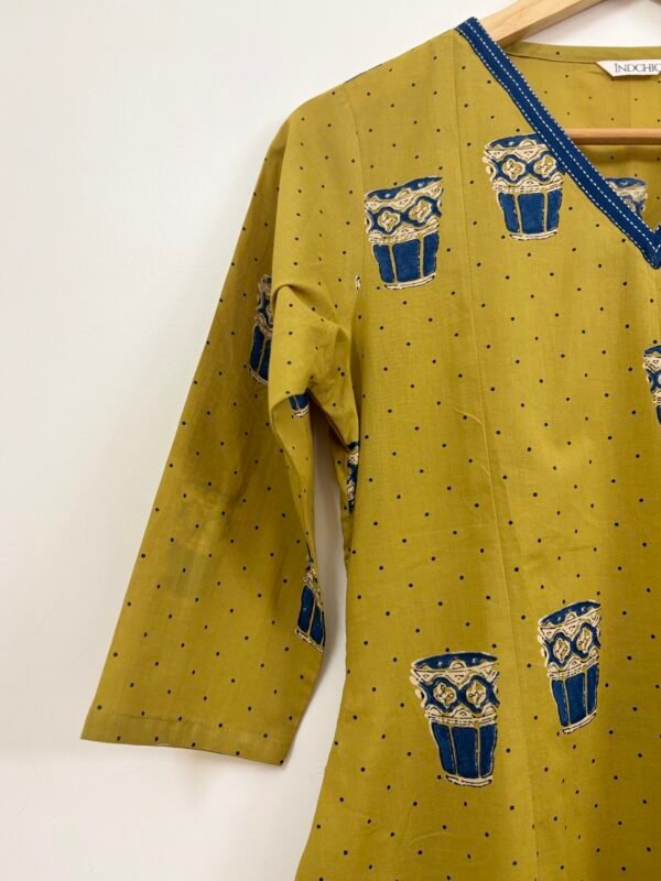 Tea Cup Motif Kurta Set