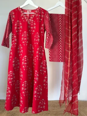 Red Handblock Printed Set - Kota doriya dupatta