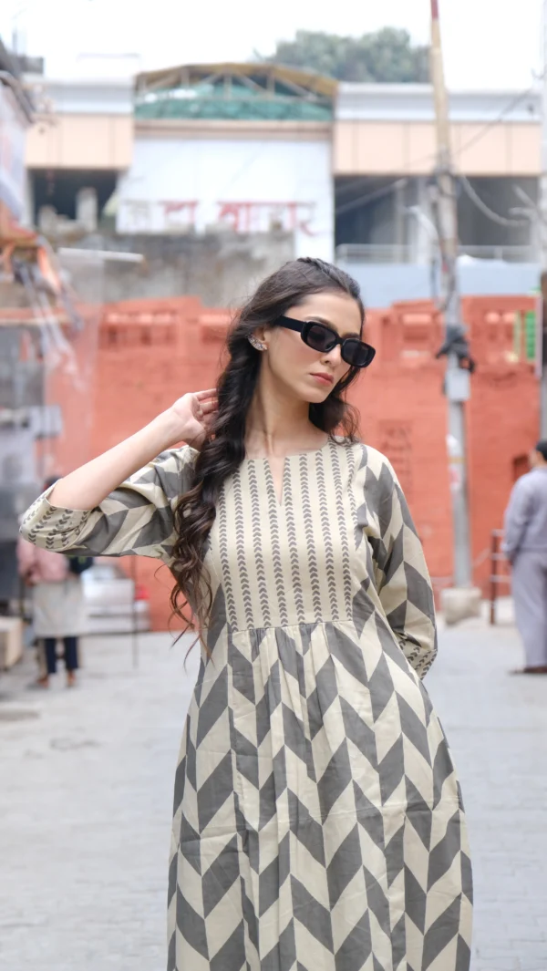 Grey - Off White Kurta Set