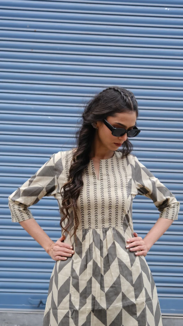 Grey - Off White Kurta Set