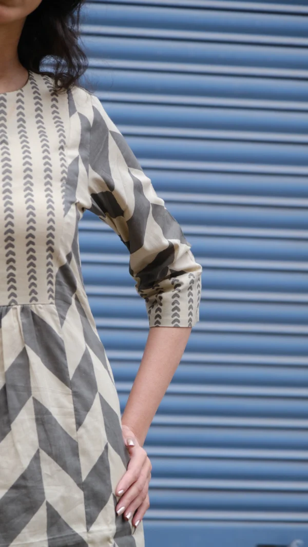 Grey - Off White Kurta Set