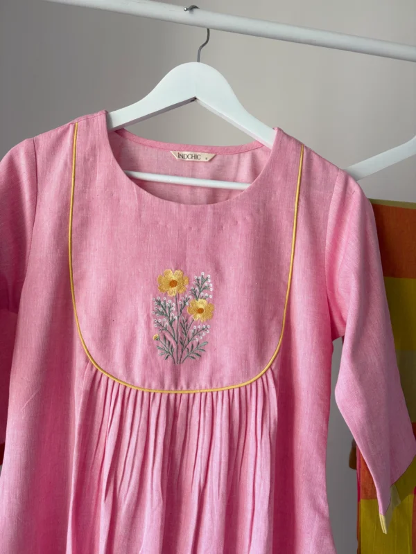 Pastel pink checked kurta set